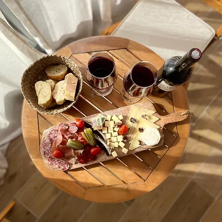 O'manava Et Bien-etre Bed & Breakfast